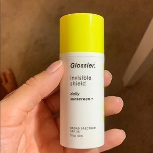 Glossier Invisible Shield Daily Sunscreen